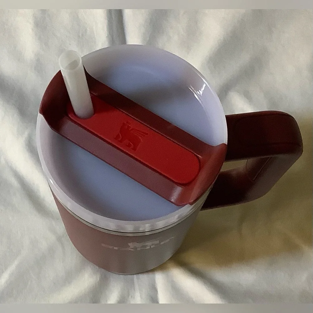 STANLEY 30 OZ THE FLOWSTATE TUMBLER CRANBERRY NWT - Picture 4 of 5